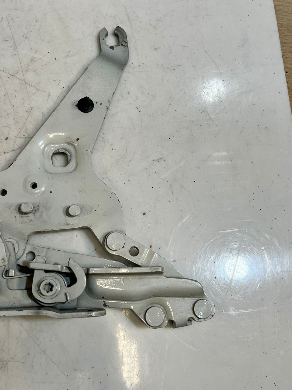 2014-2019 BMW X5 X6 F15 F16 Hood Hinge FRONT LEFT RIGHT 7294529 7294530 OEM