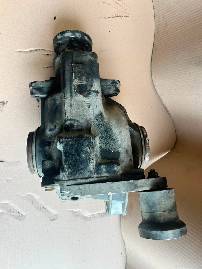 2007-2008 BMW X3 E83 3.0 diesel Rear Axle Differential 7544794 RATIO= 3.23 OEM