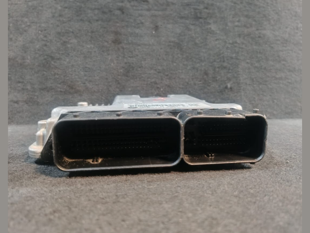 Bmw 320 Xdrive F30 2015 ENGINE CONTROL UNIT  MODULE ECU - 8584277