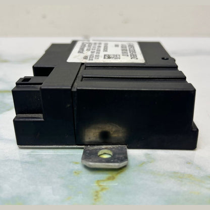 2008-2018 Mercedes-Benz C300 Fuel Pump Control Module A 000 900 60 07 W205 C-Cla