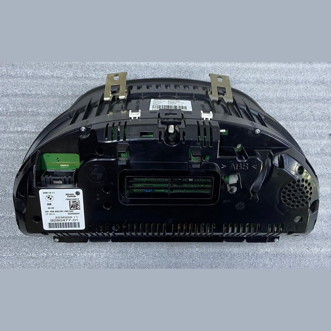 OEM BMW F10 528i Combi-Instrument speedometer Cluster 9280477-01