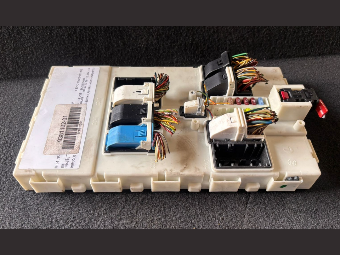 BMW 1 F20 PRE LCI 118i  N13B16A  ENGINE CONTROL UNIT ECU KEY LOCK SET - 8610484