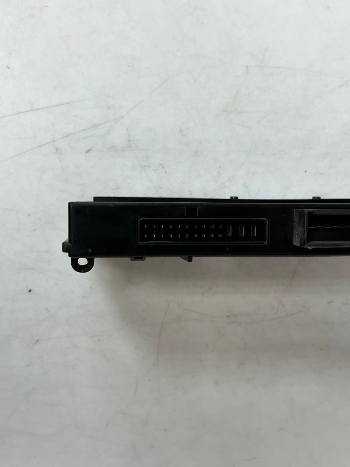 2008 BMW 3' 328I E90 Body Control Unit Module Junction Box H1 PL2 JBBFE2 917798