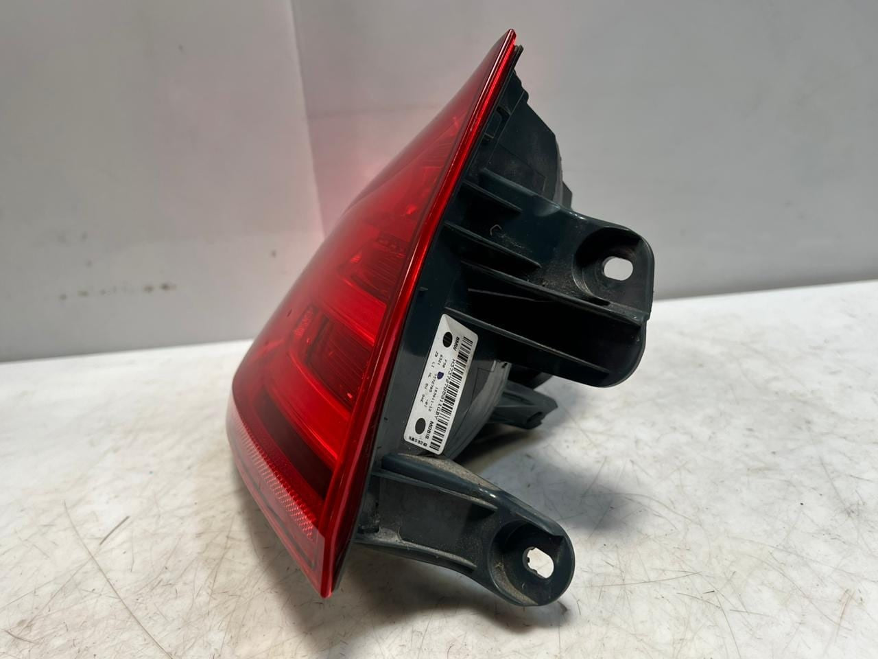 BMW 3 Series F30 F35 F31 Rear Tail Light Left Side 7372785 OEM