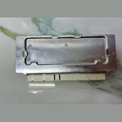 10-18 Mercedes CLS550 Air Suspension Control Module A2129002111 CLS-Class W218, 