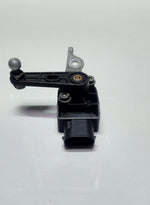 Load image into Gallery viewer, 2012-2018 BMW M6 Headlight Level Sensor 6860843 3 Series F30 F31 5 Series F10 