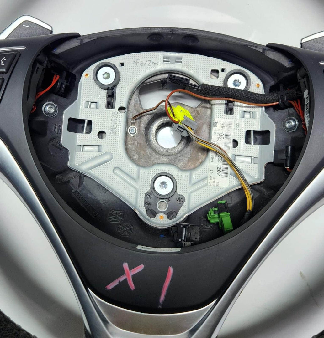 2010-2015 BMW X1 Multifunction Steering Wheel 9223073 X1 E84 OEM