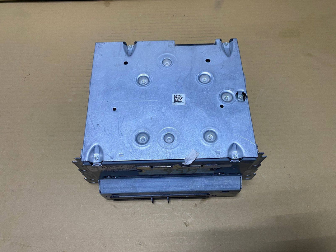 BMW HEAD UNIT F10 F02 F07 2010 NAVIGATION SYSTEM CD PLAYER 9207456 740LI 535I