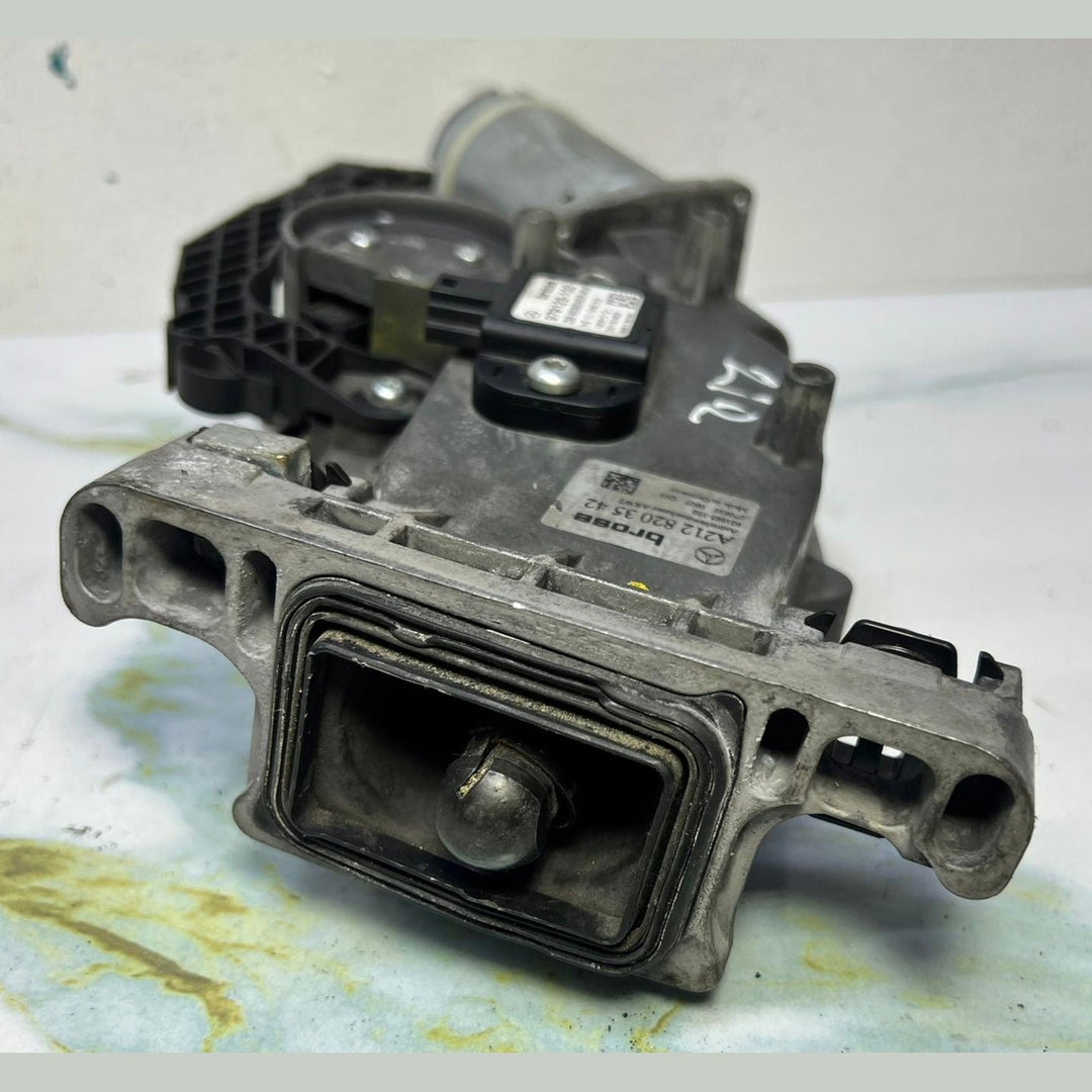 Mercedes W204 GLK350 Power Tailgate Liftgate Motor Actuator A212 8203542 OEM