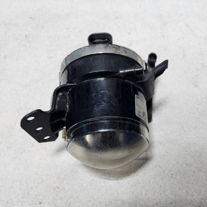 2004-2010 BMW 525i Front Right Fog Light 6910792