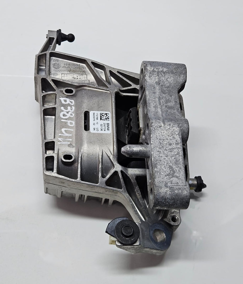 9423376-2024 BMW X1 U11 B38N Engine Mount Right Side OEM