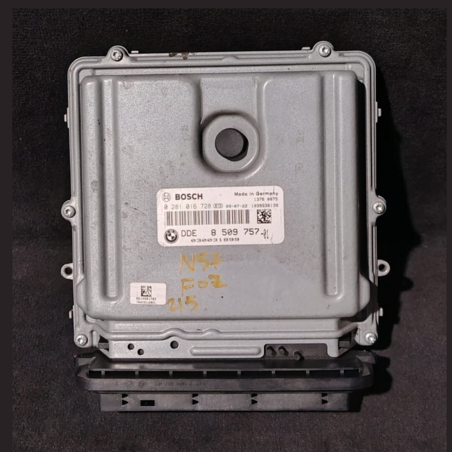 BMW 5 7 SERIES F01 F02 F10 F07 N57 D30A ENGINE CONTROL AUTOMATIC - DDE  8509757