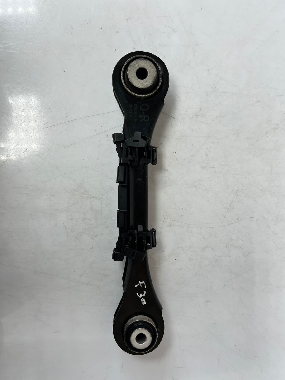 2013-2018 BMW 320i 3 Series F30 and 4 Series Rear Upper Control Arm 6792519 OEM