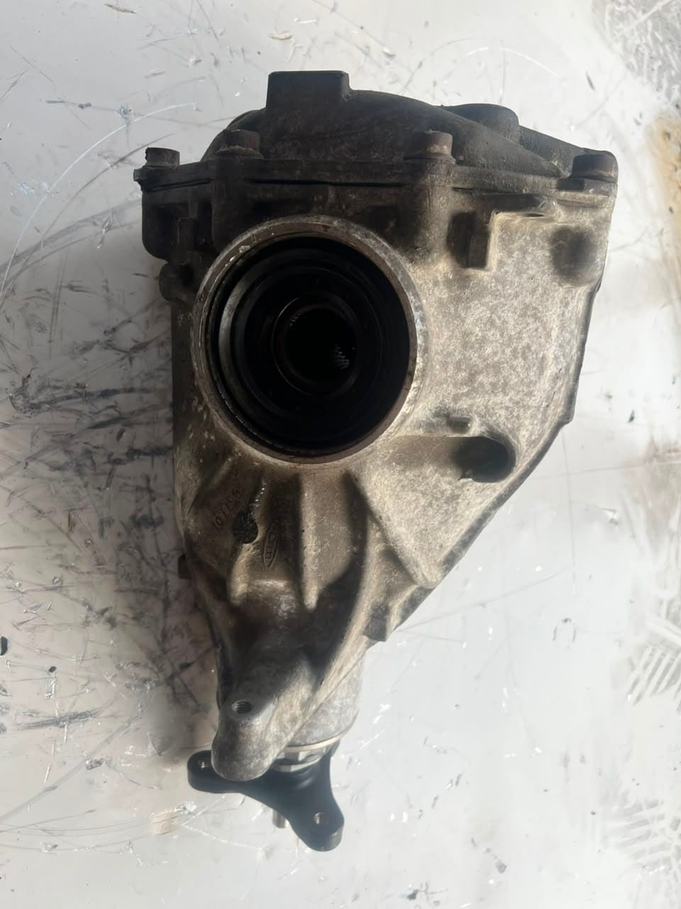2010-2012 BMW 750Li Rear Differential 7577097 RATIO 3.46 4.4 V8