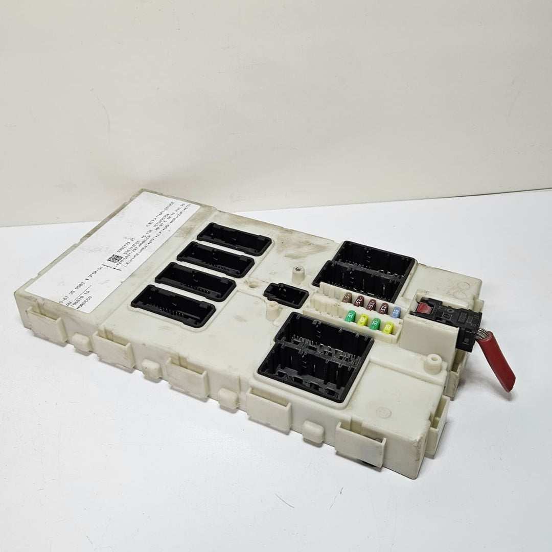2014-2016 BMW F30 F32 F33 F80 F82 435i Body Control Module 9383179