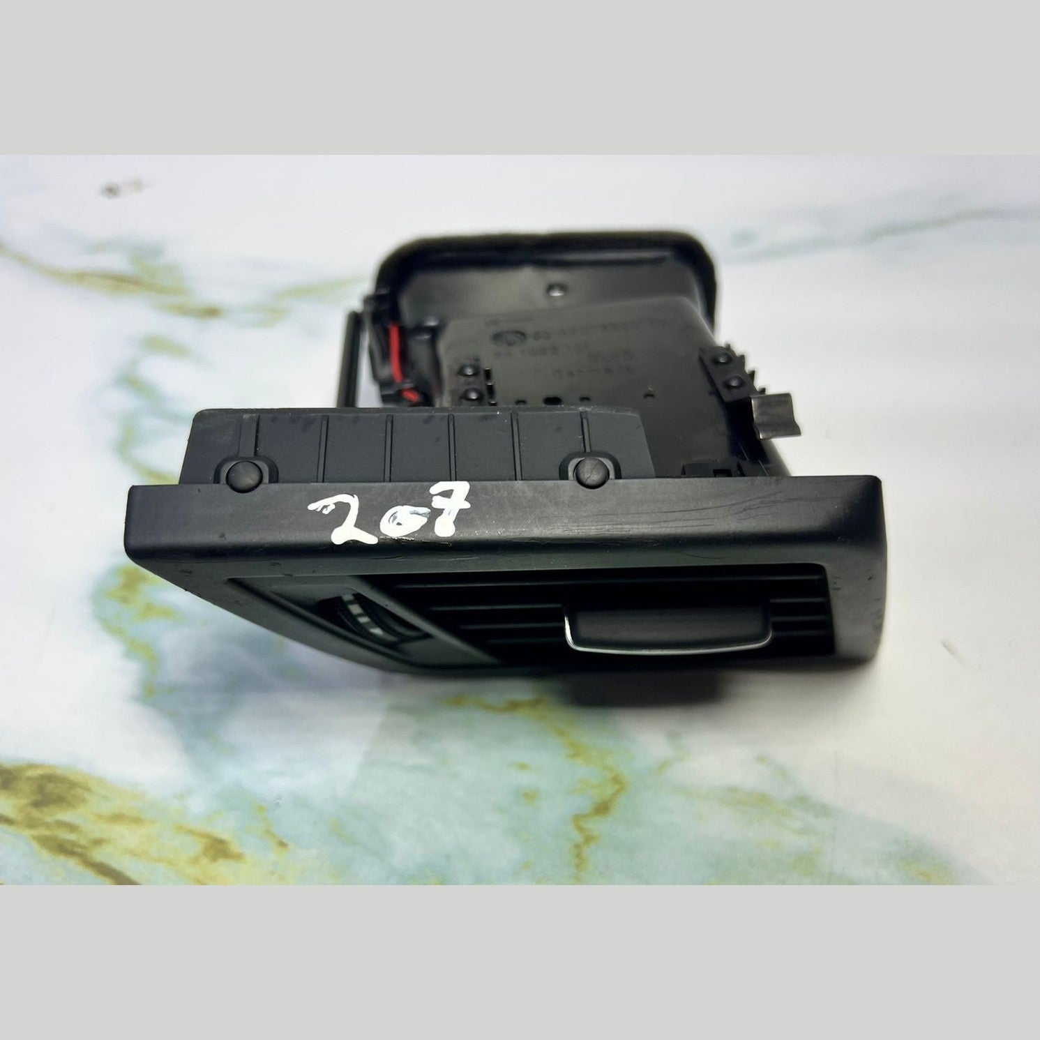 Mercedes Benz Air Vent Front Left A2078300154 E-Class W207
