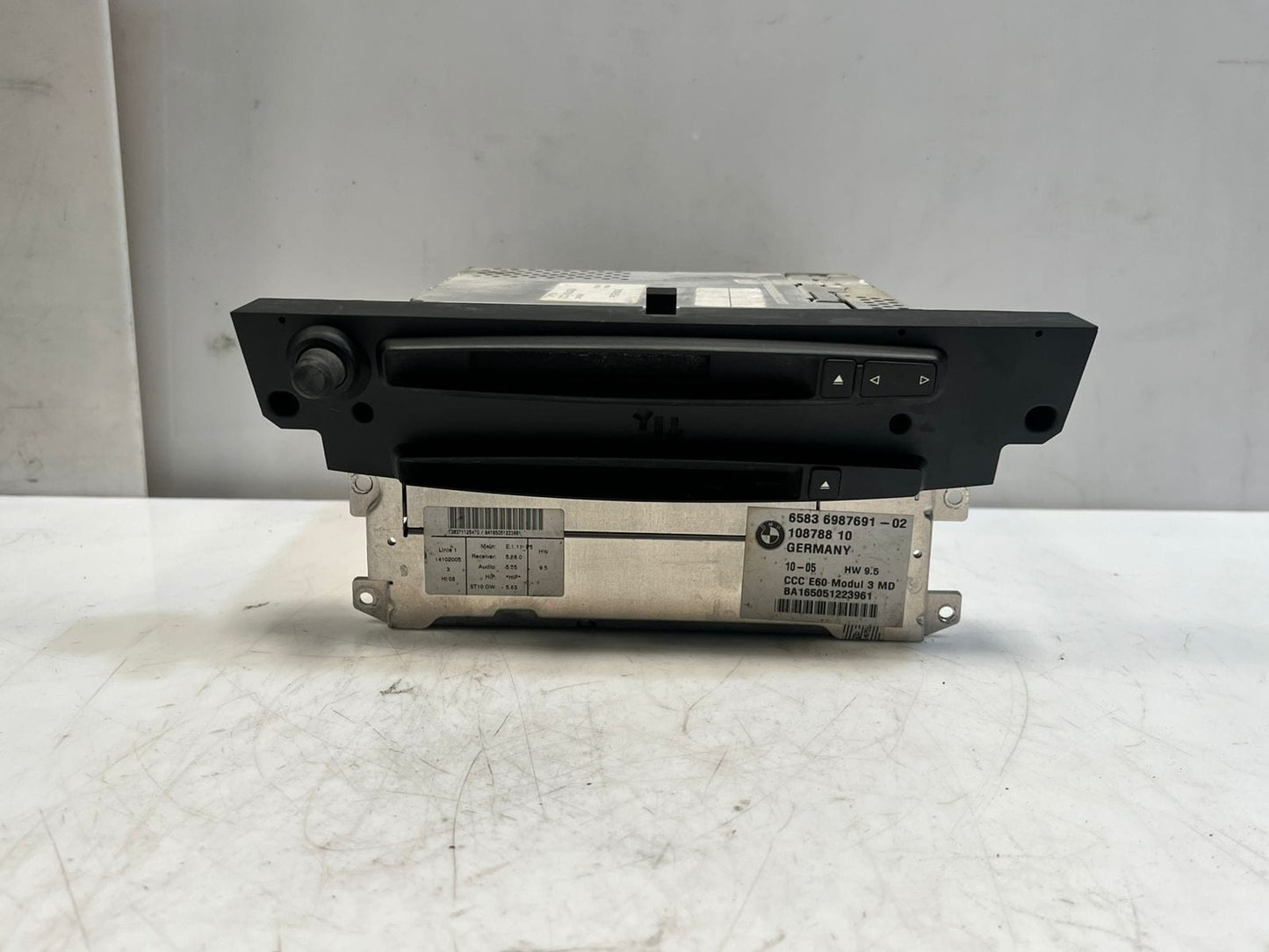 2003-2008 BMW 5 Series E60 E61 525i Ccc Module Gps Navigation 6987691 OEM