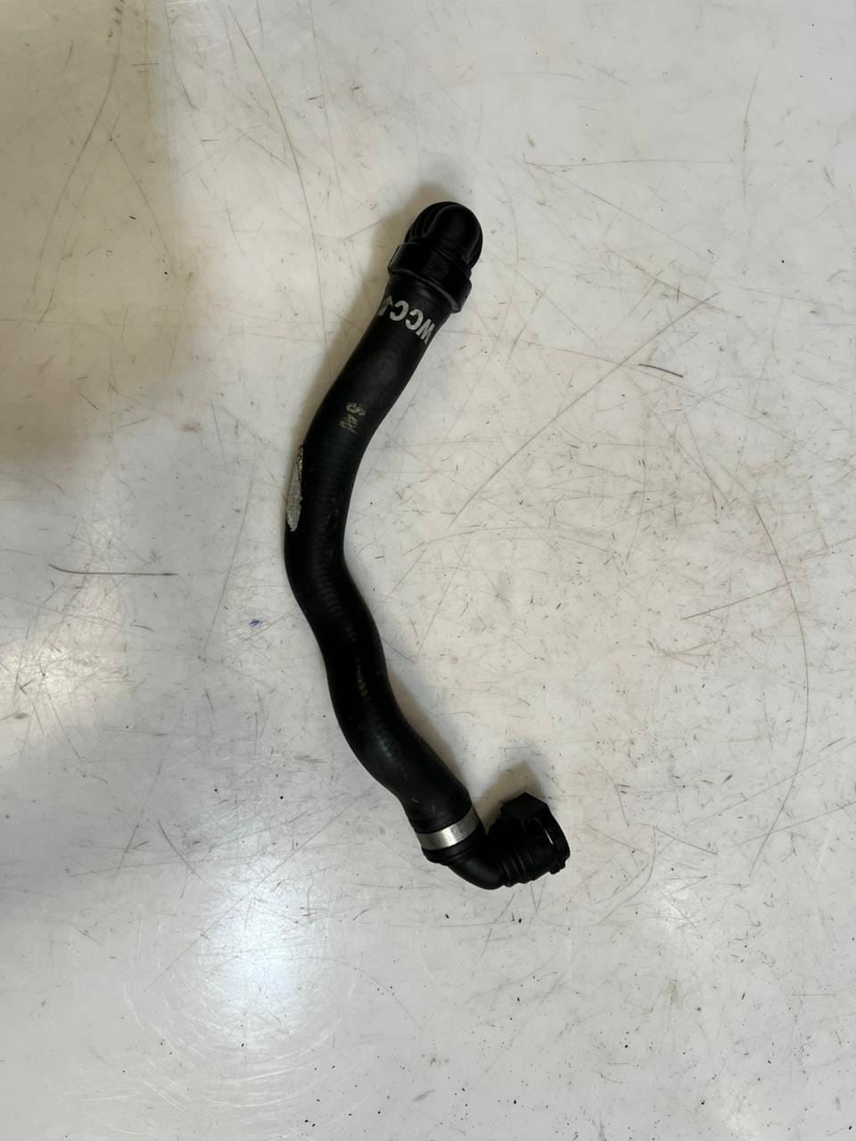2020-2023 BMW M8 G14 G15 G16 G30 G31 G32 Gran Coupe Engine Coolant Hose 9308346