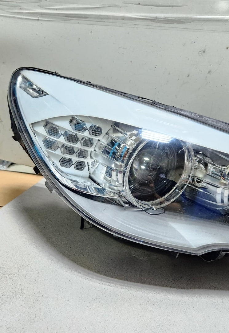 BMW 2010-2013 535GT Adaptive Xenon Headlight Right 7199616 F07 GT