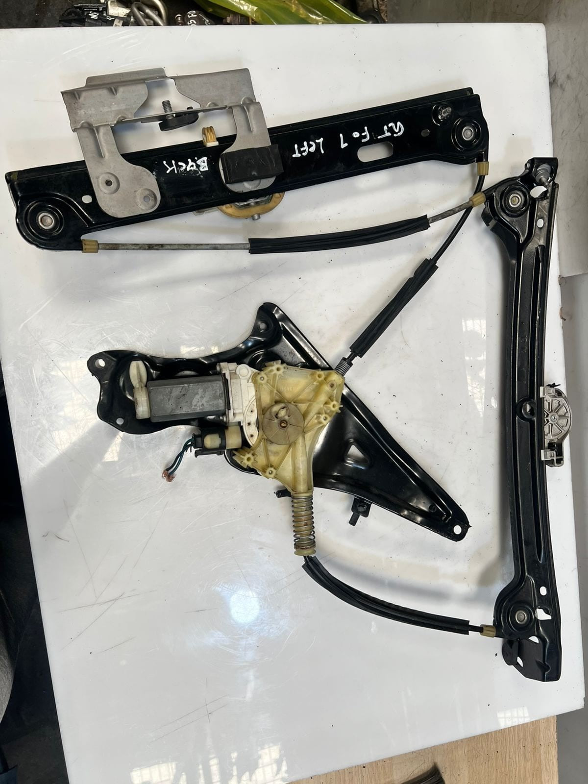 2013-2019 BMW 650i F07 Gran Coupe Rear Left Door Window Regulator Motor 7275399