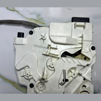 Genuine Mercedes-Benz Vito W447 Rear Sliding Actuator Door Lock A447 7302902 OEM