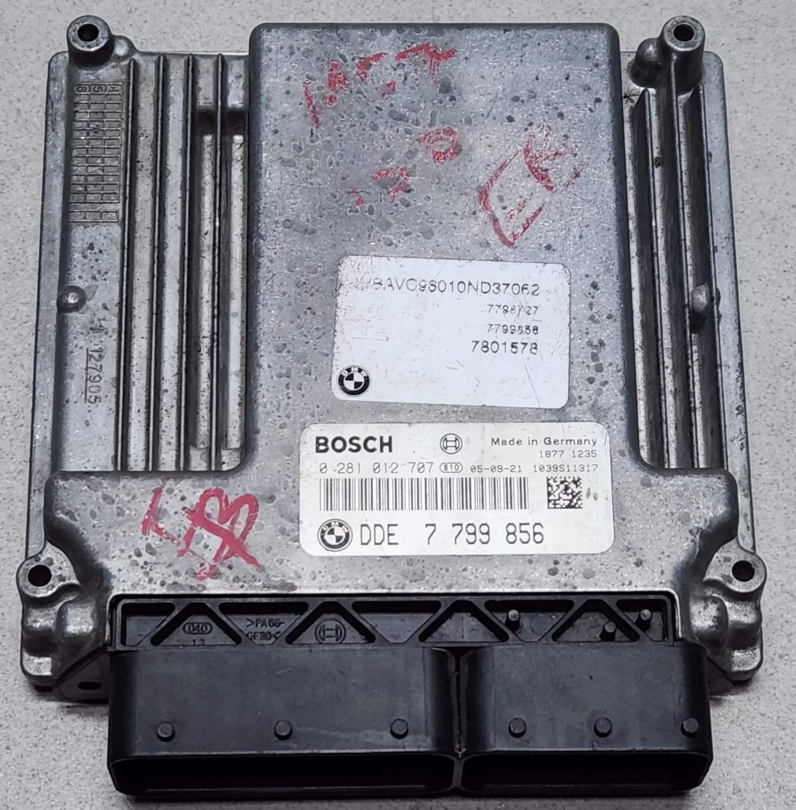 2003-2010 BMW 5 Series Engine Control Module 7799856 E90 and E91