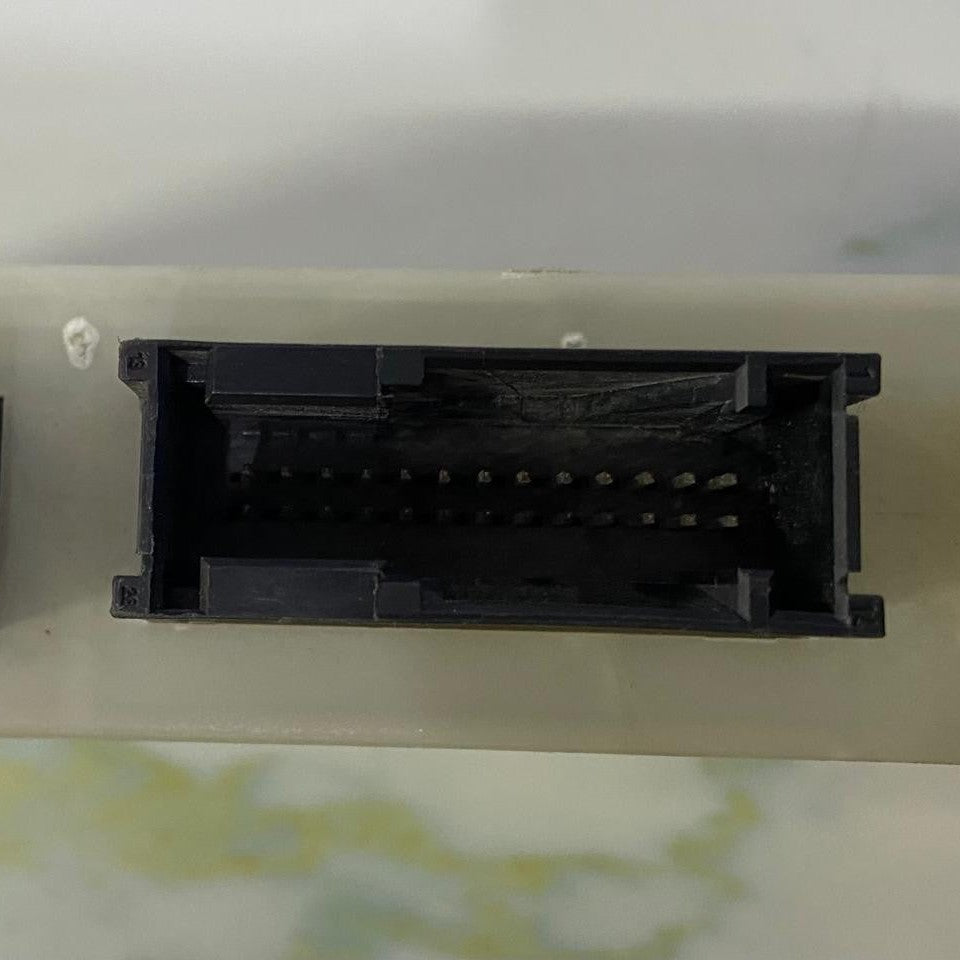 OEM BMW E53 X5 SERIES 3.0i 3.0D 4.4i GM BODY CONTROL MODULE 6946947