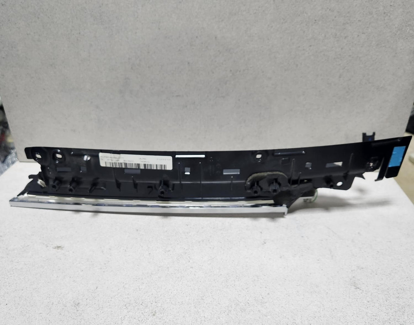 2016-2019 BMW 750i Rear Door Window Sunshade 7440850 7 Series G1