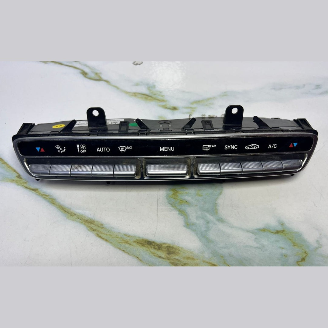2014-2020 Mercedes C200 Climate Control Unit A2059058813 C-Class W205 GLC W253