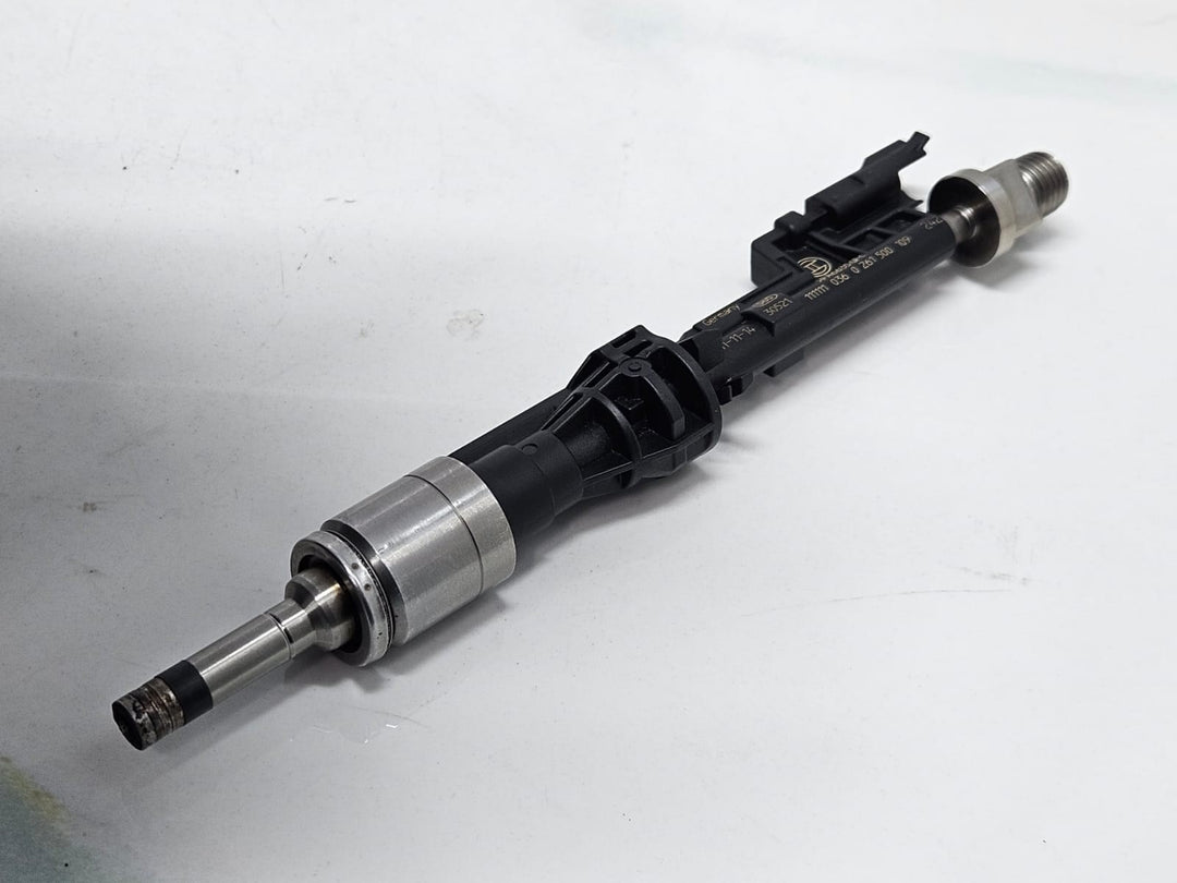 2011-2015 BMW 135i, 335i, 535i, 640i, 740i, X5 N20 N55 Fuel Injector 7597870 OEM