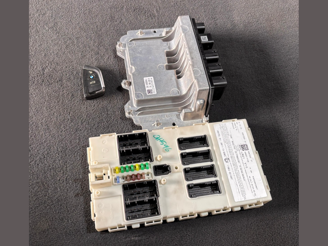 OEM BMW X1 F48 B48 2.0i 2016 ENGINE CONTROL UNIT ECU SET  BOSCH - 8654466