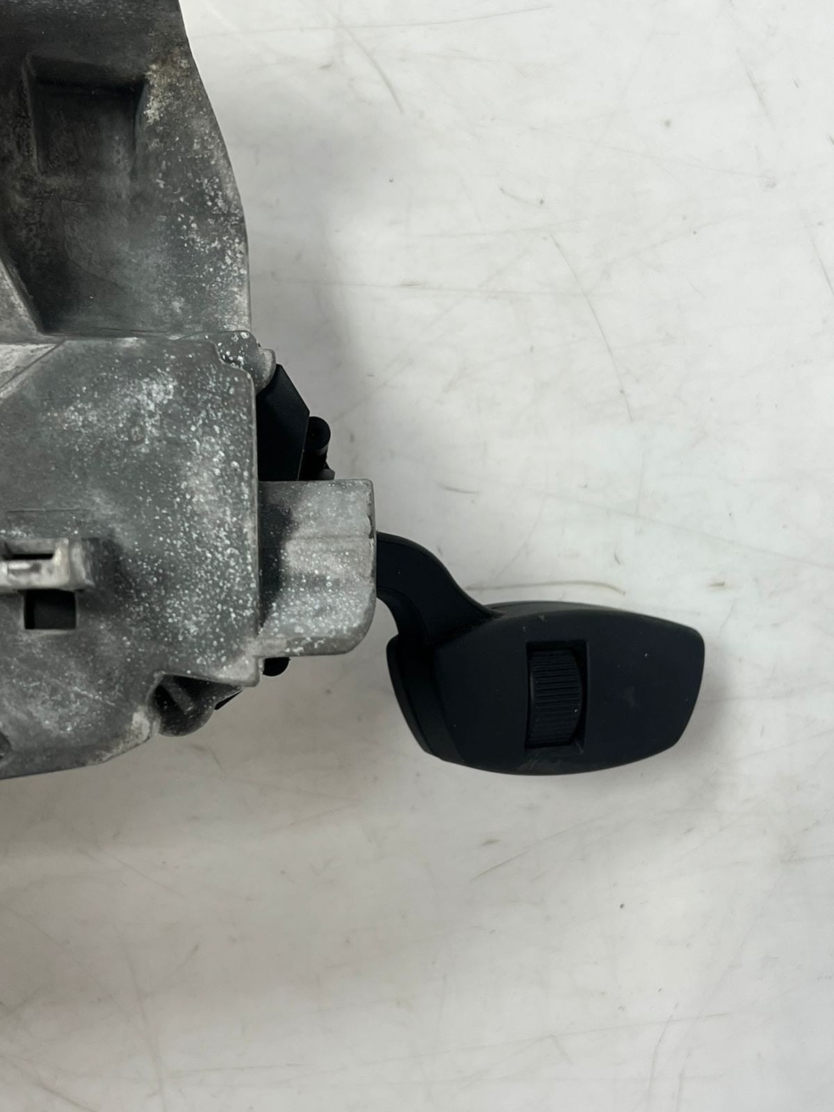 2010 BMW 530i 5 Series E60 E61 520I STEERING COLUMN Slip Ring 6911514 OEM
