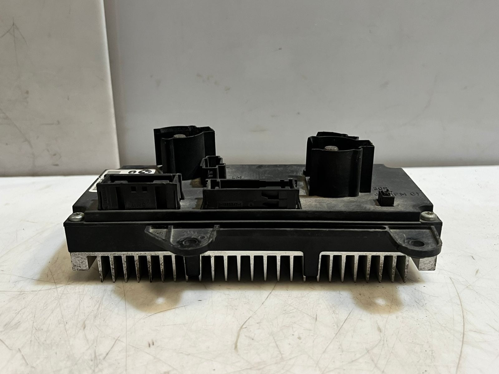 2002-2008 BMW 7 Series E65 E66 Power Engine Control Module 6940292 OEM