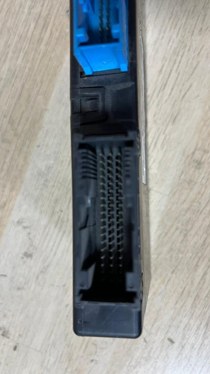 BMW F10 F11 F12 F13 F01 F02 ZGW-02 8SK Central Gateway Module unit 9321878