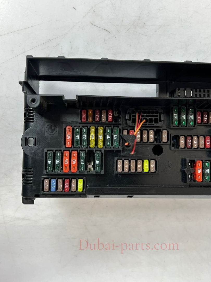 2008-16 BMW 535i F10 F11 F12 F13 F01 Front Power Distribution Box 9252815 OEM