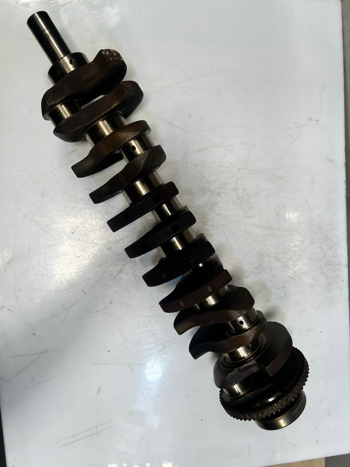 2002 BMW 320i 5 Series E39, E60, E61 M54B22 2.2 170HP Crankshaft 1437581 OEM