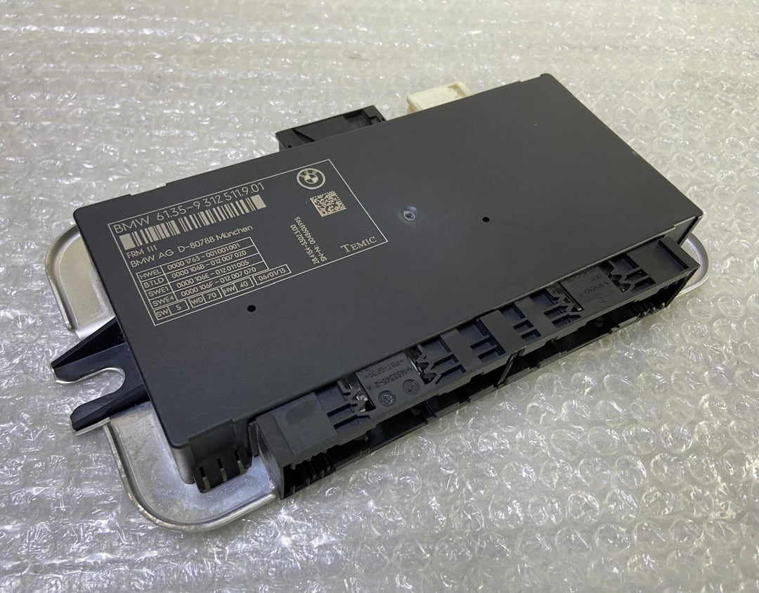 OEM BMW 7 SERIES F01 F02 F11 F12 LIGHT CONTROL MODULE ECU UNIT FRM III 9312511