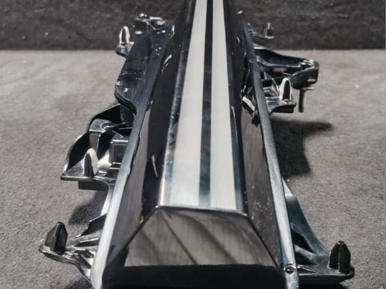 BMW XM OEM  TRUNK  RIGHT SIDE BACK OR TAIL LIGHT LED - 1278.306.0000.00