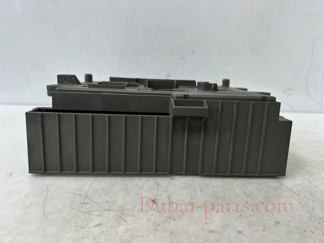 2007-2013 BMW 328i E90 E91 E92 E84 Front Power Distribution Fuse Box 9119444 OEM