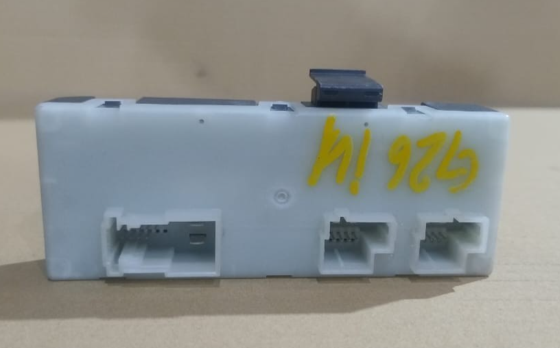 BMW  G15 G30 G31 G22 G26 I4 TAILGATE LIFT CONTROL UNIT TAILGATE MODULE 5A19DB2