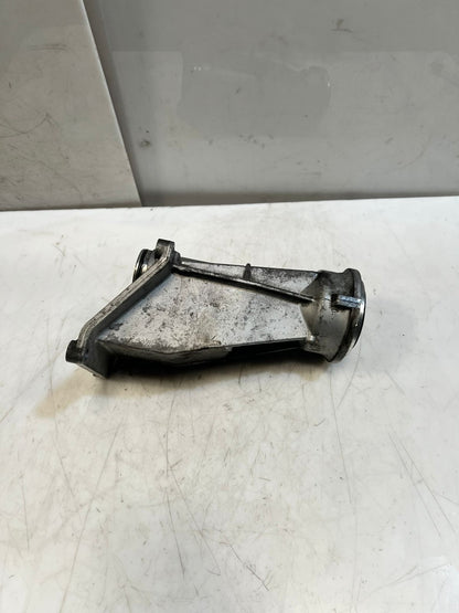 2014-2018 BMW X5 F15 and E70 LCI FRONT Driveshaft Support Bracket 7600691 OEM