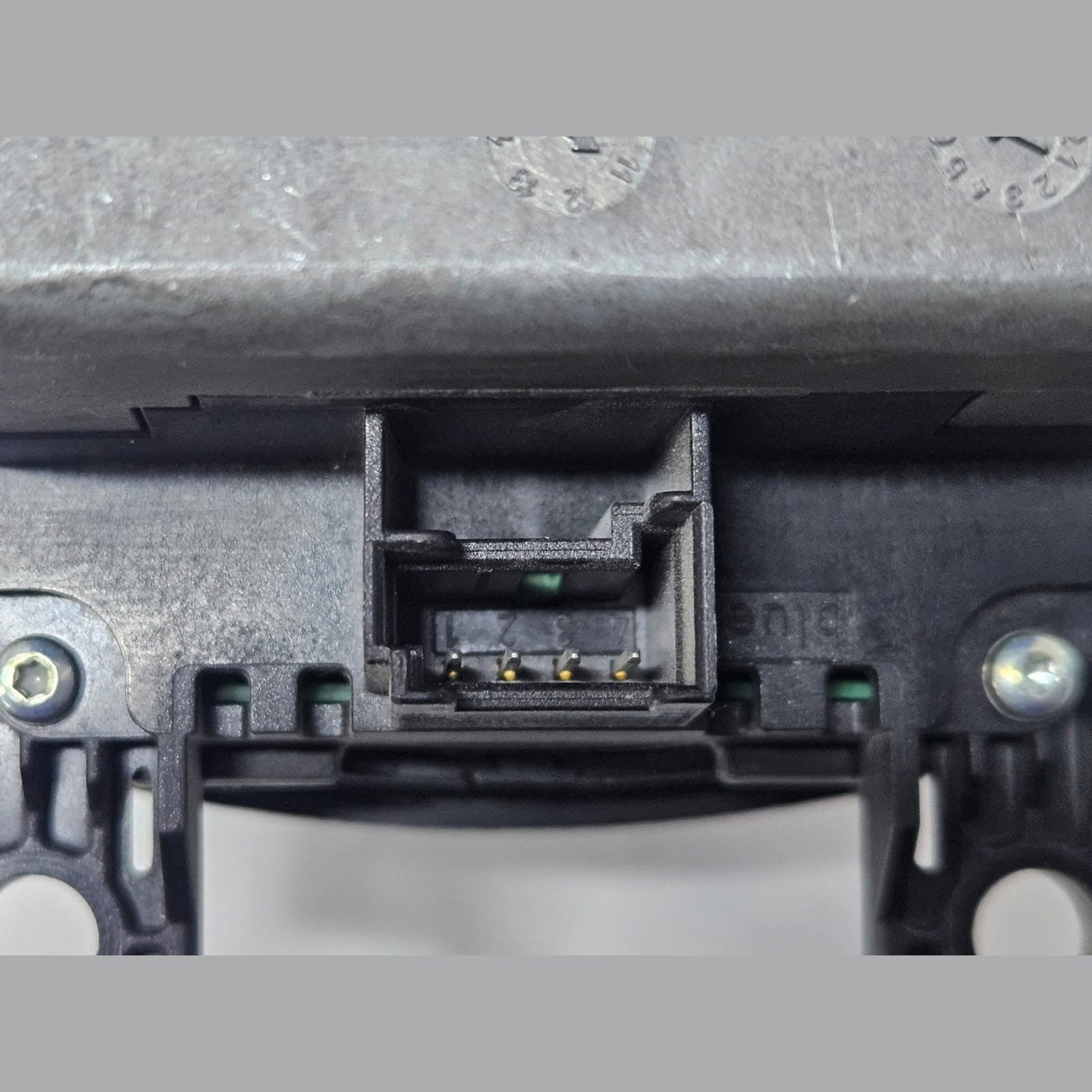 BMW F10 X3 F25 Navigation System Idrive Controller Switch 9253944 OEM 4 Pin