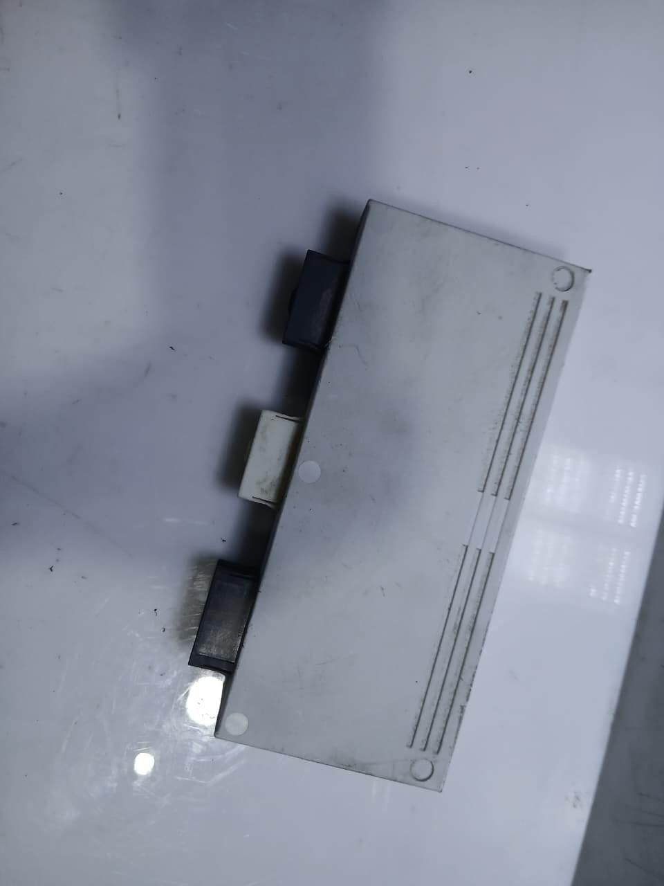 2007-2013 BMW X5 E70 and X6 E71 E72 Tailgate Control LID LIFT Module 7230669