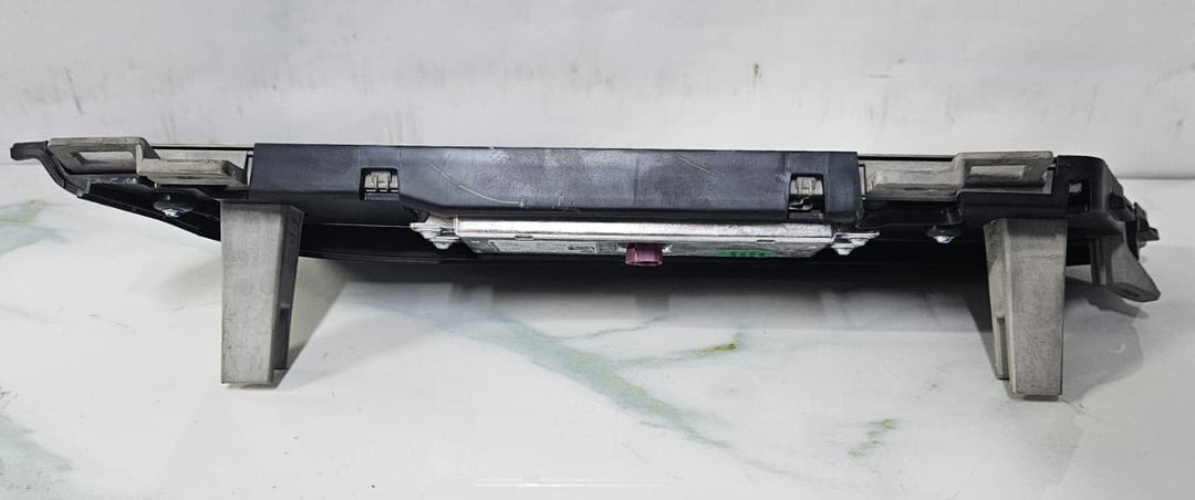 OEM BMW X5 X6 G05 G06 MULTIMEDIA SCREEN CENTRAL DISPLAY MONITOR 5A0E6B7 RHD
