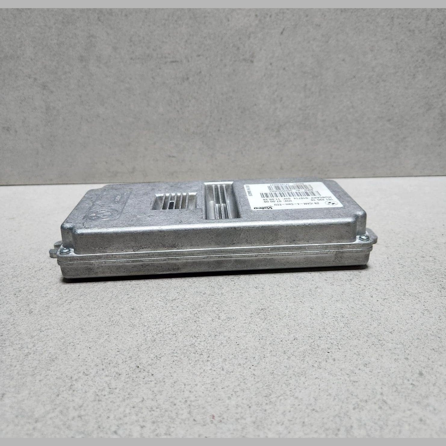 2016 BMW i8 Surround View Camera Control Module 9365047 I12 X3 F25 X4 F26 X5 F15