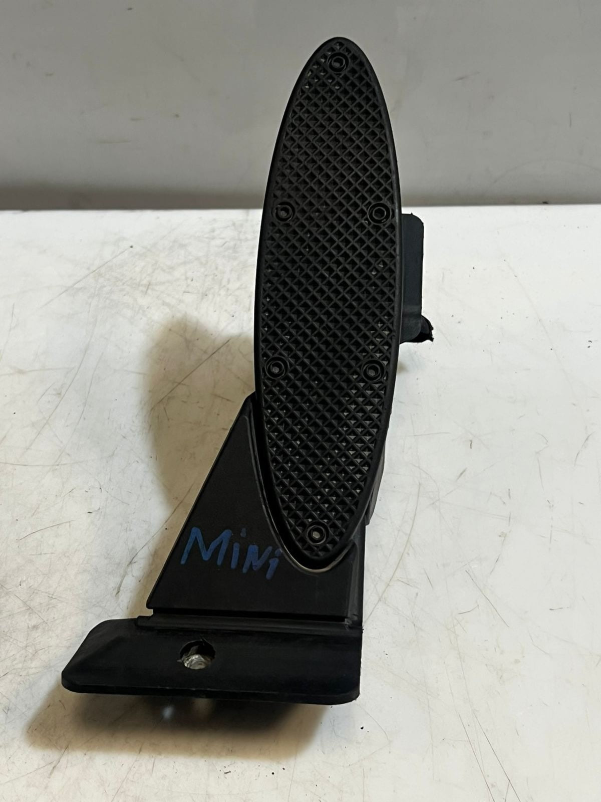 2007-2013 Mini Cooper R56 R55 R57 R60 Accelerator Pedal Position Sensor 6853178
