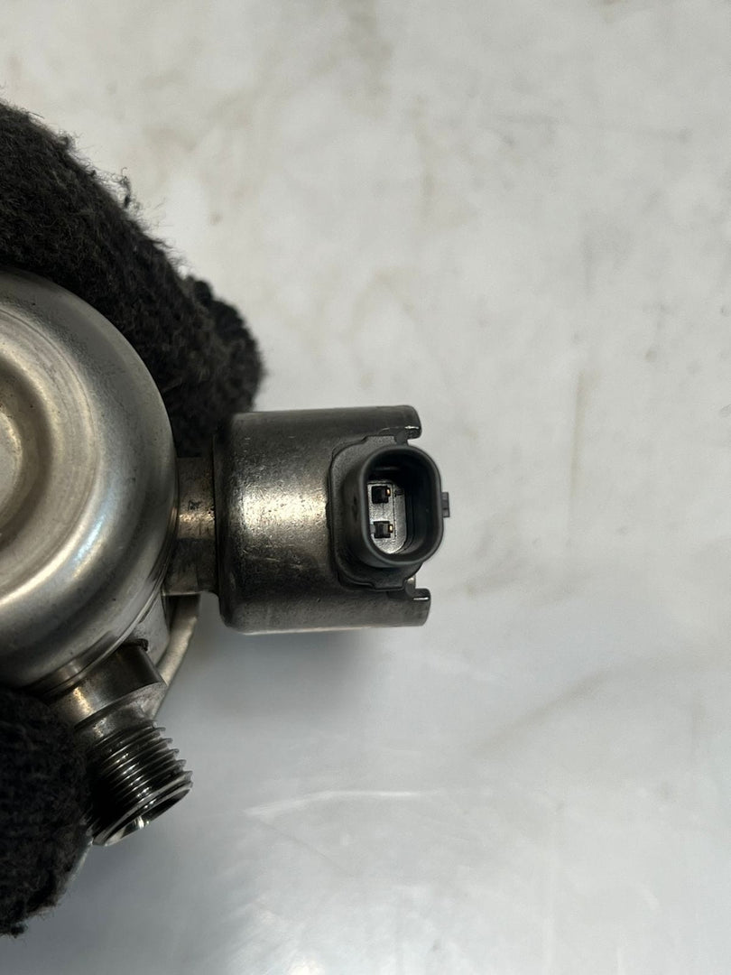 2013 BMW 135i F20 F22 F30 F31 F32 F10 F11 E84 High Pressure Fuel Pump 8604231