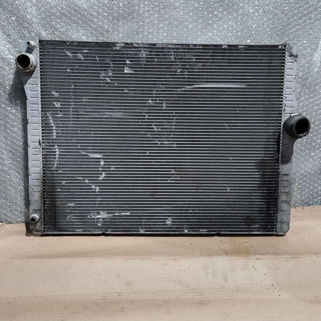 2011-2012 BMW 528i Radiator 7612954 F02 and F10
