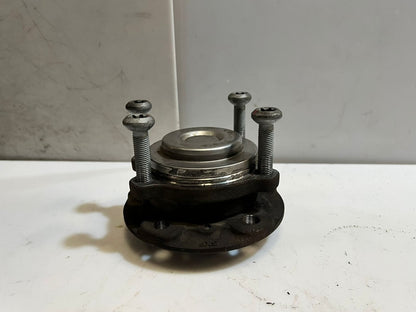 2011-2018 BMW 5' 6' M6 M5 F06 F12 F13 F10 Wheel Hub With Bearing 2284375 OEM