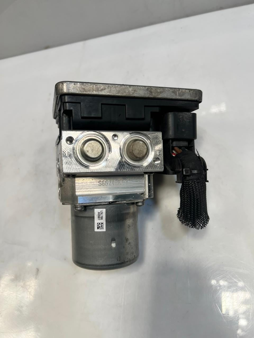 2007-2009 BMW 328i G30 G11 G12 Abs Pump anti-lock brake Module 6886959 OEM